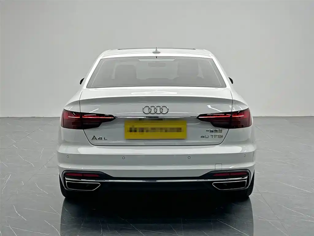 Audi Audi A4L 2022 40 TFSI Luxury Elegant Model 2022 - thumbnail 5