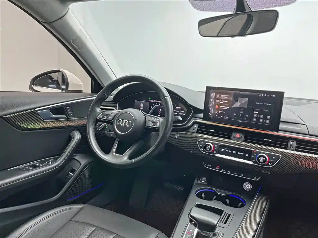 Audi Audi A4L 2022 40 TFSI Luxury Elegant Model 2022 - thumbnail 24