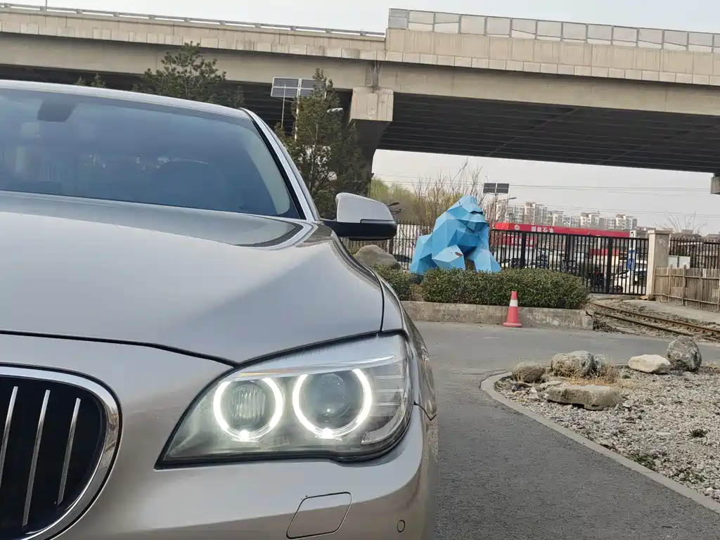 BMW BMW 7 Series 2013 740Li Leading Edition 2013 - thumbnail 4