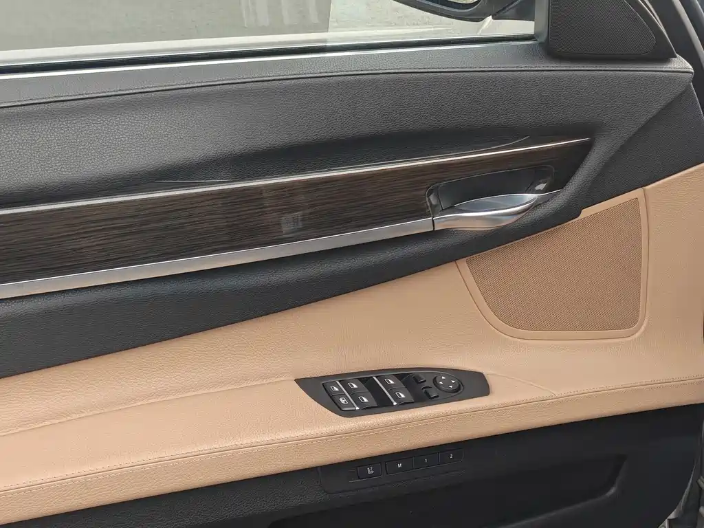 BMW BMW 7 Series 2013 740Li Leading Edition 2013 - thumbnail 13