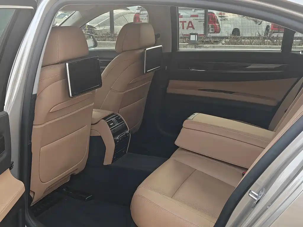 BMW BMW 7 Series 2013 740Li Leading Edition 2013 - thumbnail 15