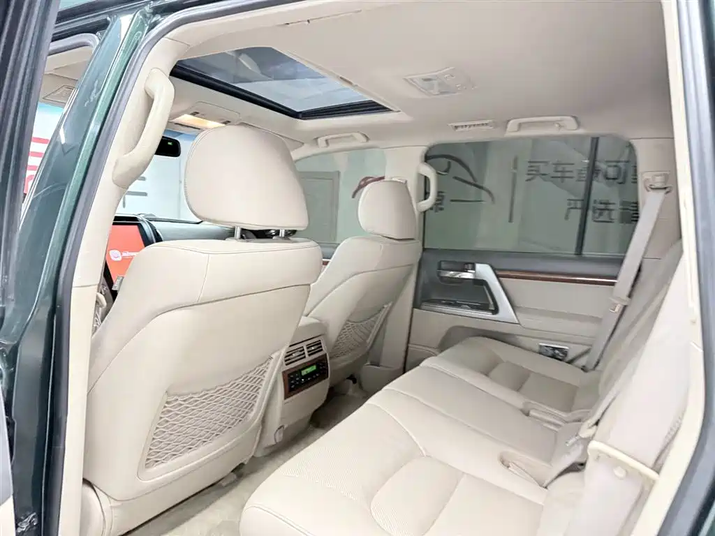Toyota Land Cruiser 2012 4.0L Automatic GX-R 2014 - thumbnail 11