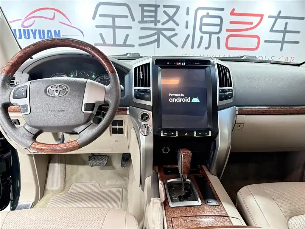Toyota Land Cruiser 2012 4.0L Automatic GX-R 2014 - thumbnail 12
