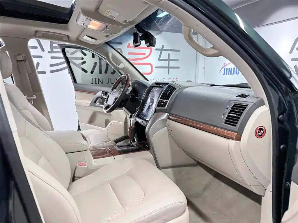 Toyota Land Cruiser 2012 4.0L Automatic GX-R 2014 - thumbnail 17