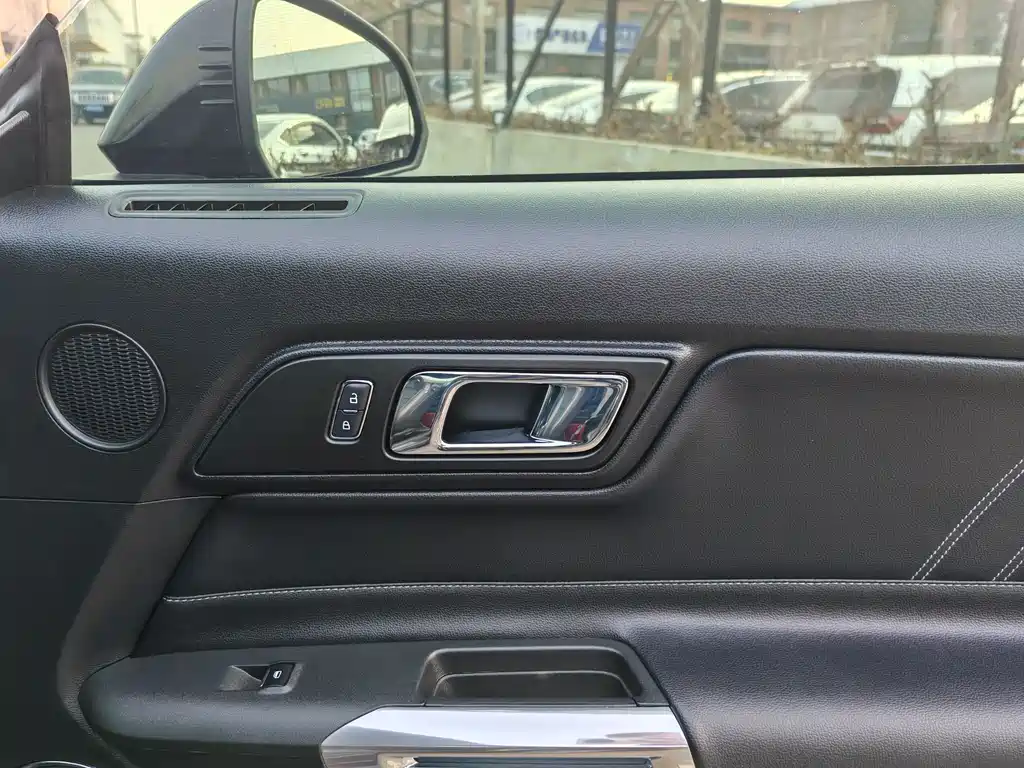 Ford Mustang 2017 2.3T Performance Package 2017 - thumbnail 9
