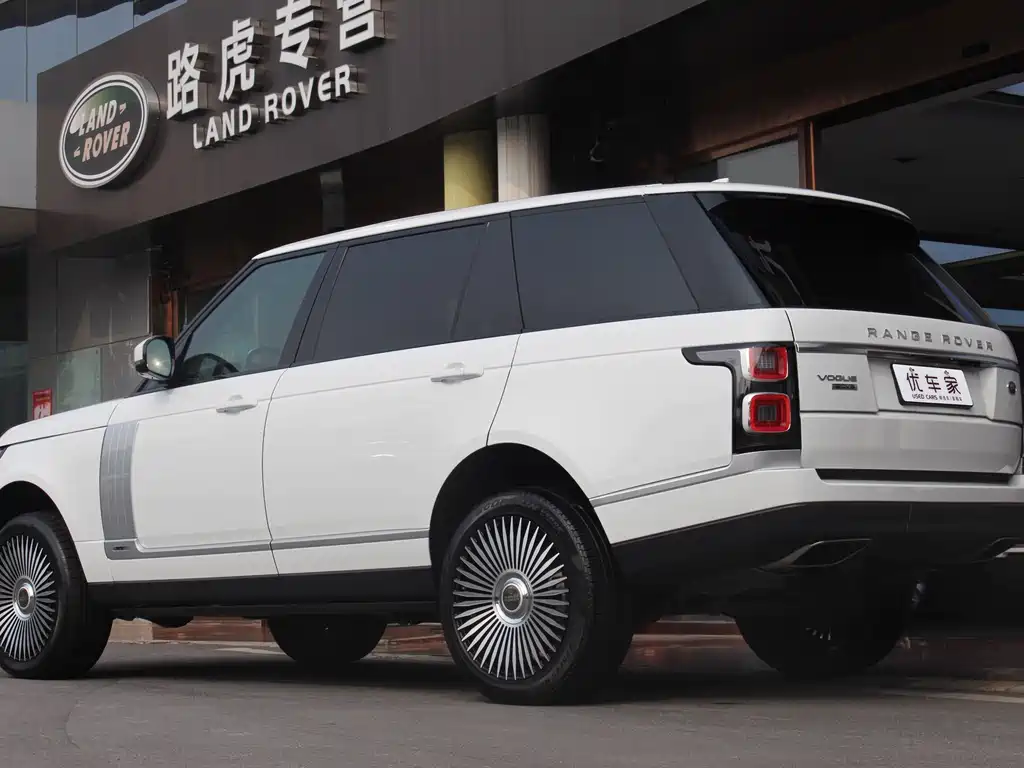 Land Rover Range Rover 2018 3.0 SC V6 Vogue Autobiography Long Wheelbase 2019 - thumbnail 3
