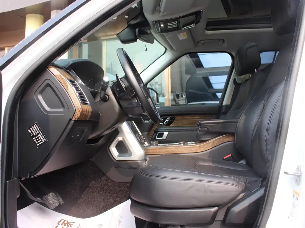 Land Rover Range Rover 2018 3.0 SC V6 Vogue Autobiography Long Wheelbase 2019 - thumbnail 6