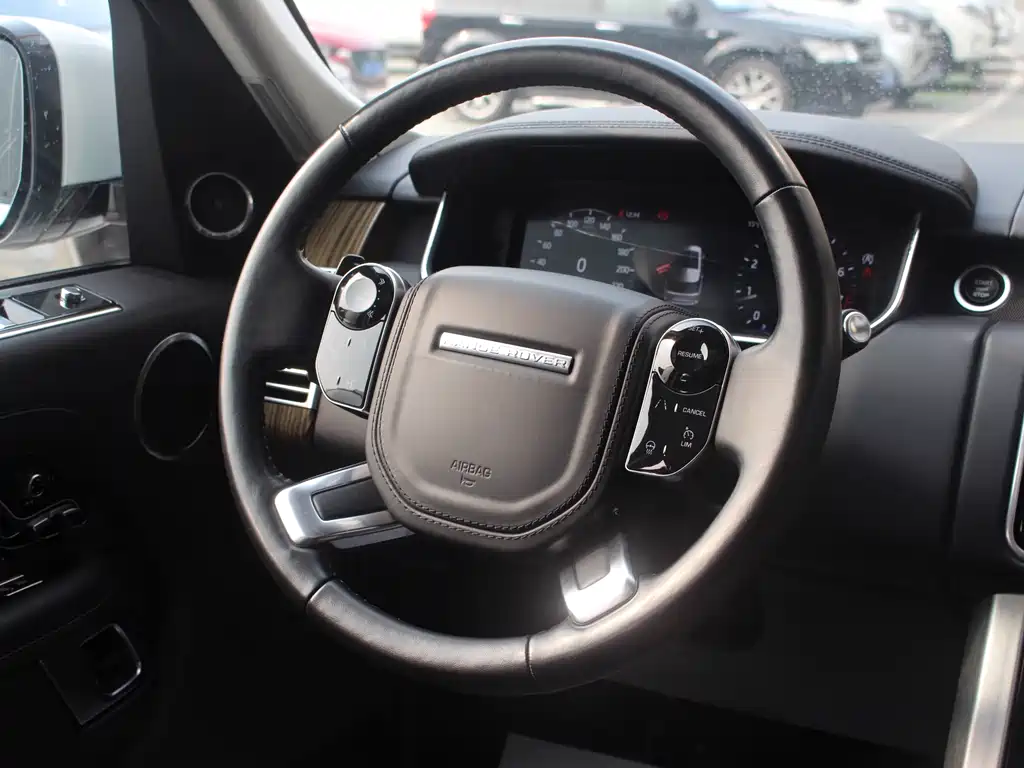 Land Rover Range Rover 2018 3.0 SC V6 Vogue Autobiography Long Wheelbase 2019 - thumbnail 9