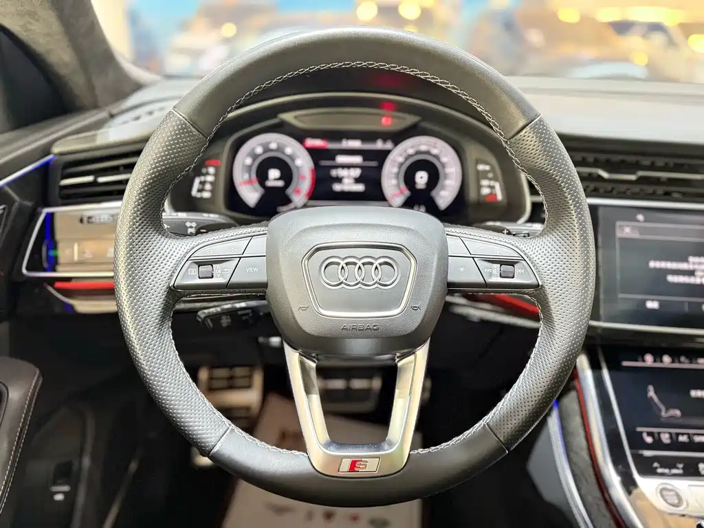 Audi Audi Q8 2022 55 TFSI Premium Dynamic Model 2023 - thumbnail 8