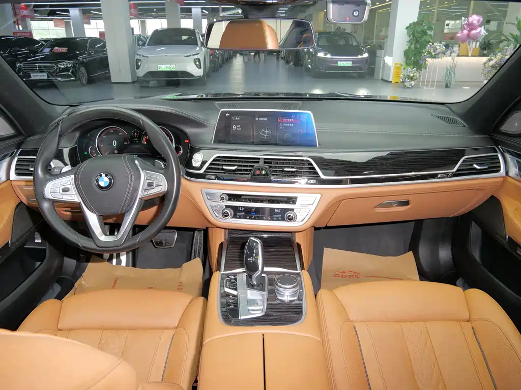 BMW BMW 7 Series 2018 730Li M Sport Package 2018 - thumbnail 15