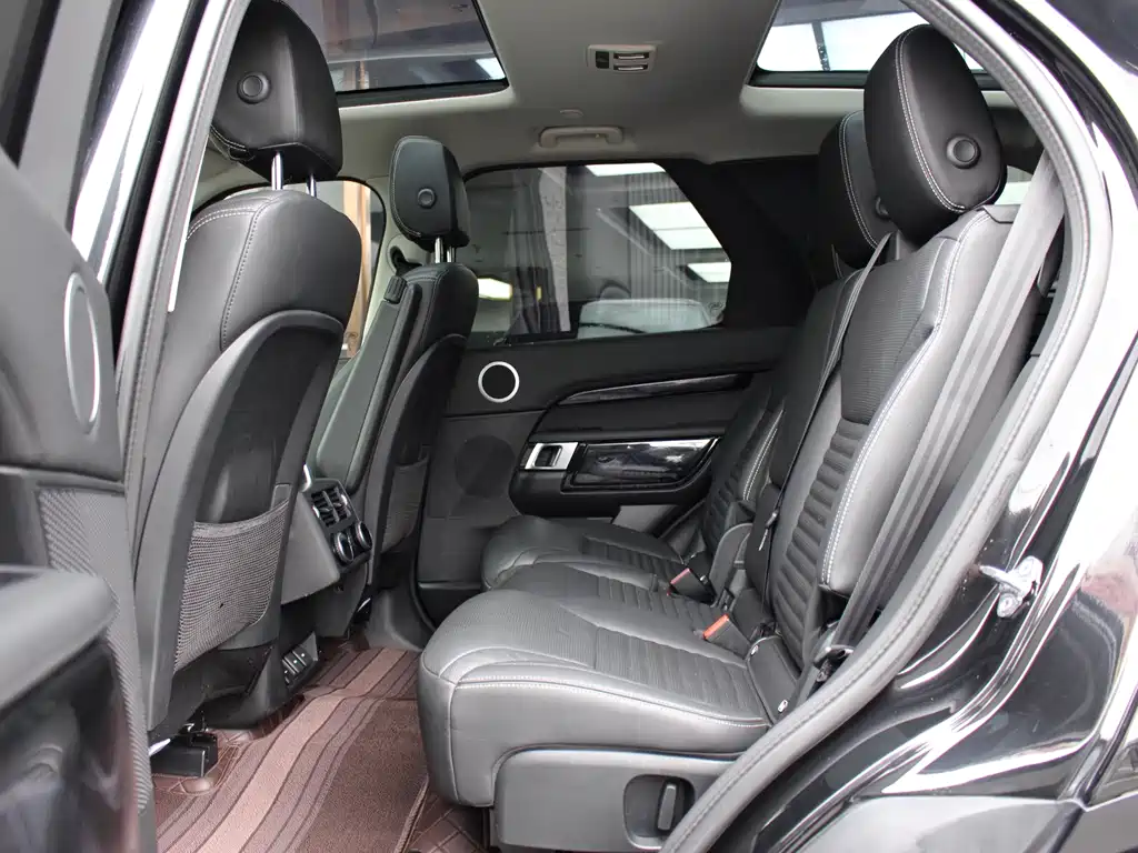 Land Rover Discovery 2024 360PS S 2023 - thumbnail 7
