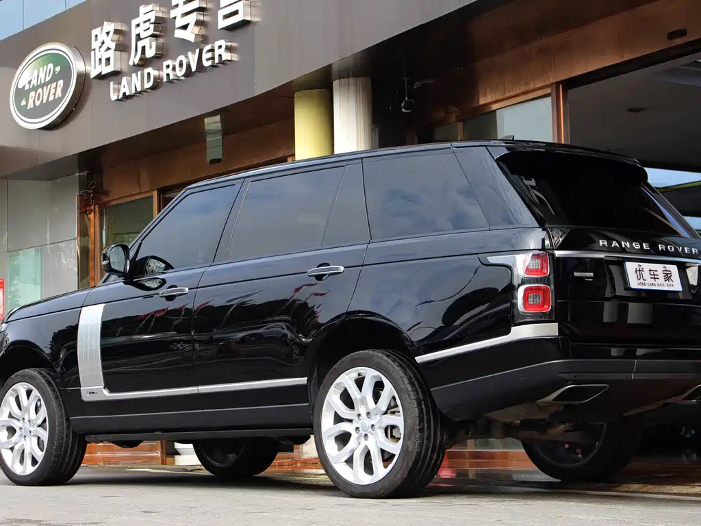 Land Rover Range Rover 2022 3.0 L6 400PS Autobiography Long Wheelbase 2022 - thumbnail 2
