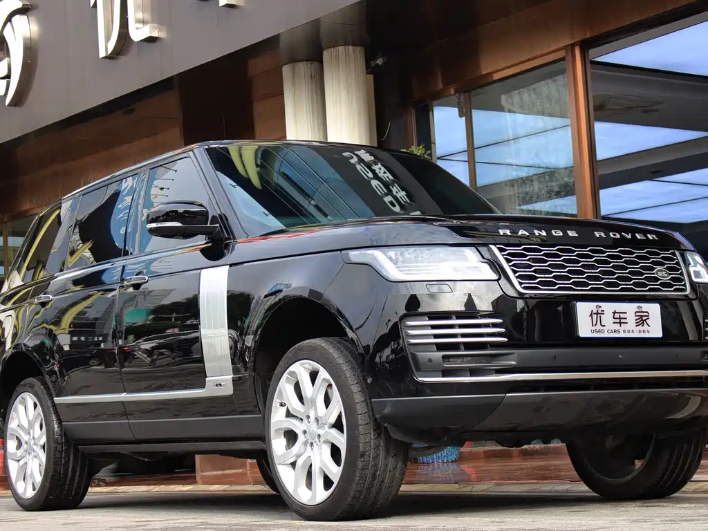 Land Rover Range Rover 2022 3.0 L6 400PS Autobiography Long Wheelbase 2022 - thumbnail 4