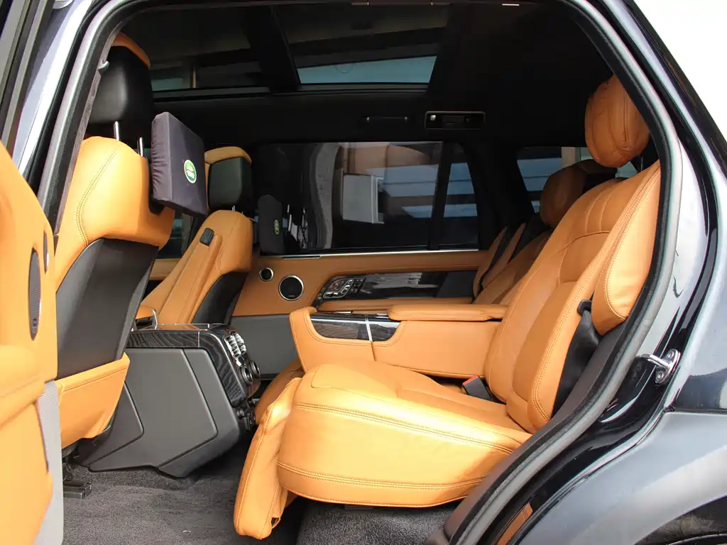 Land Rover Range Rover 2022 3.0 L6 400PS Autobiography Long Wheelbase 2022 - thumbnail 7