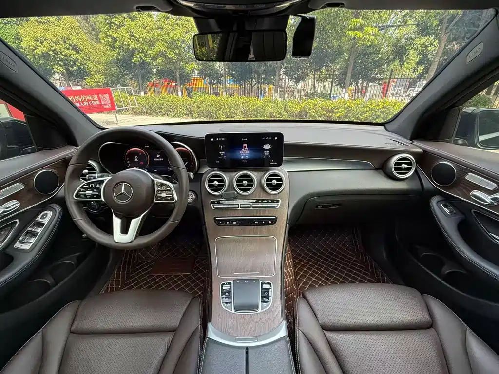 Mercedes-Benz Mercedes-Benz GLC 2020 Facelift GLC 300 L 4MATIC Luxury 2020 - thumbnail 10