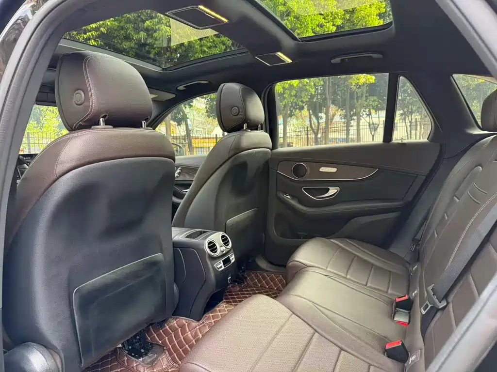 Mercedes-Benz Mercedes-Benz GLC 2020 Facelift GLC 300 L 4MATIC Luxury 2020 - thumbnail 25
