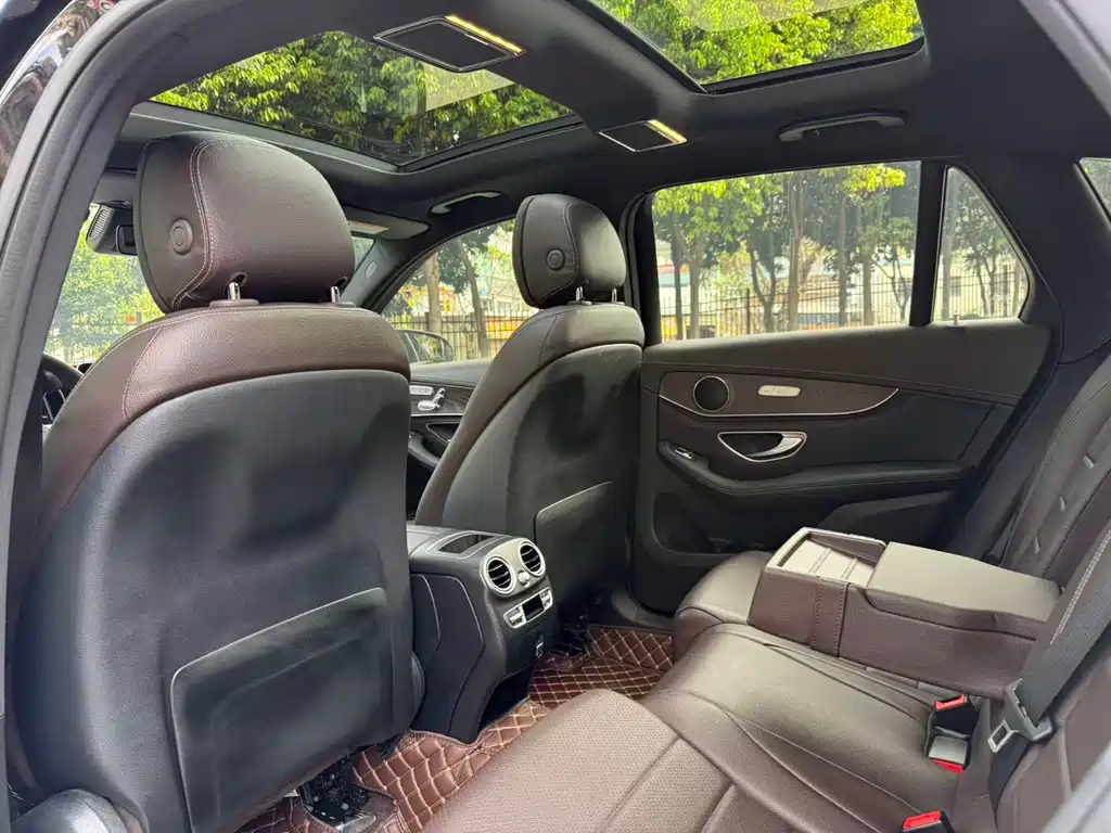 Mercedes-Benz Mercedes-Benz GLC 2020 Facelift GLC 300 L 4MATIC Luxury 2020 - thumbnail 26
