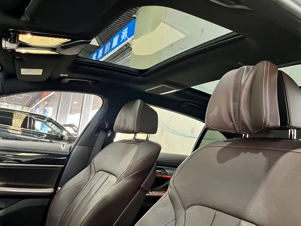 BMW BMW 7 Series 2018 730Li Leading Model M Sport Package 2018 - thumbnail 14