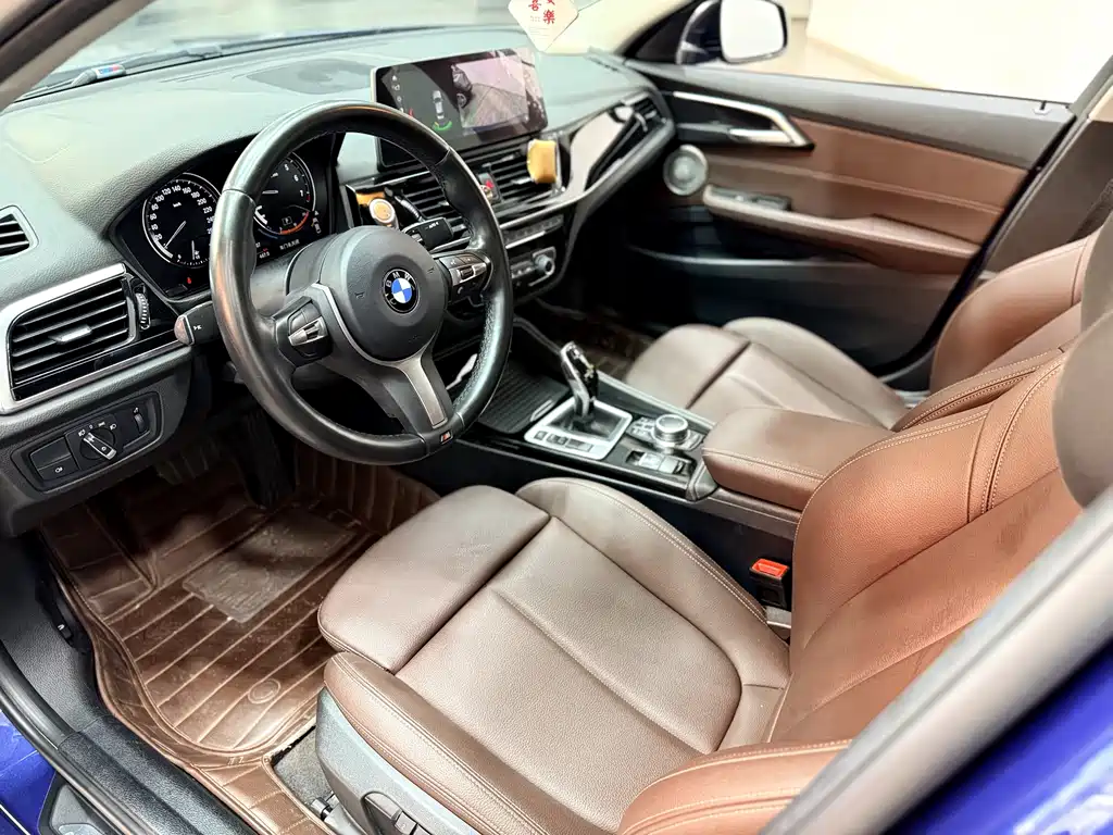 BMW BMW 1 Series 2021 Model Year Facelift 120i M Sport Shadow Night Edition 2021 - thumbnail 10