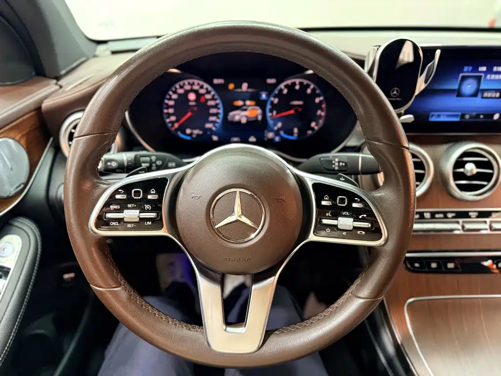 Mercedes-Benz Mercedes-Benz GLC 2021 GLC 300 L 4MATIC Dynamic Model 2020 - thumbnail 6