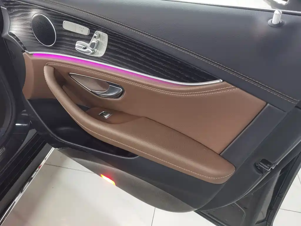 Mercedes-Benz Mercedes-Benz E-Class 2023 Facelift E 300 L Sport Fashion Edition 2024 - thumbnail 15