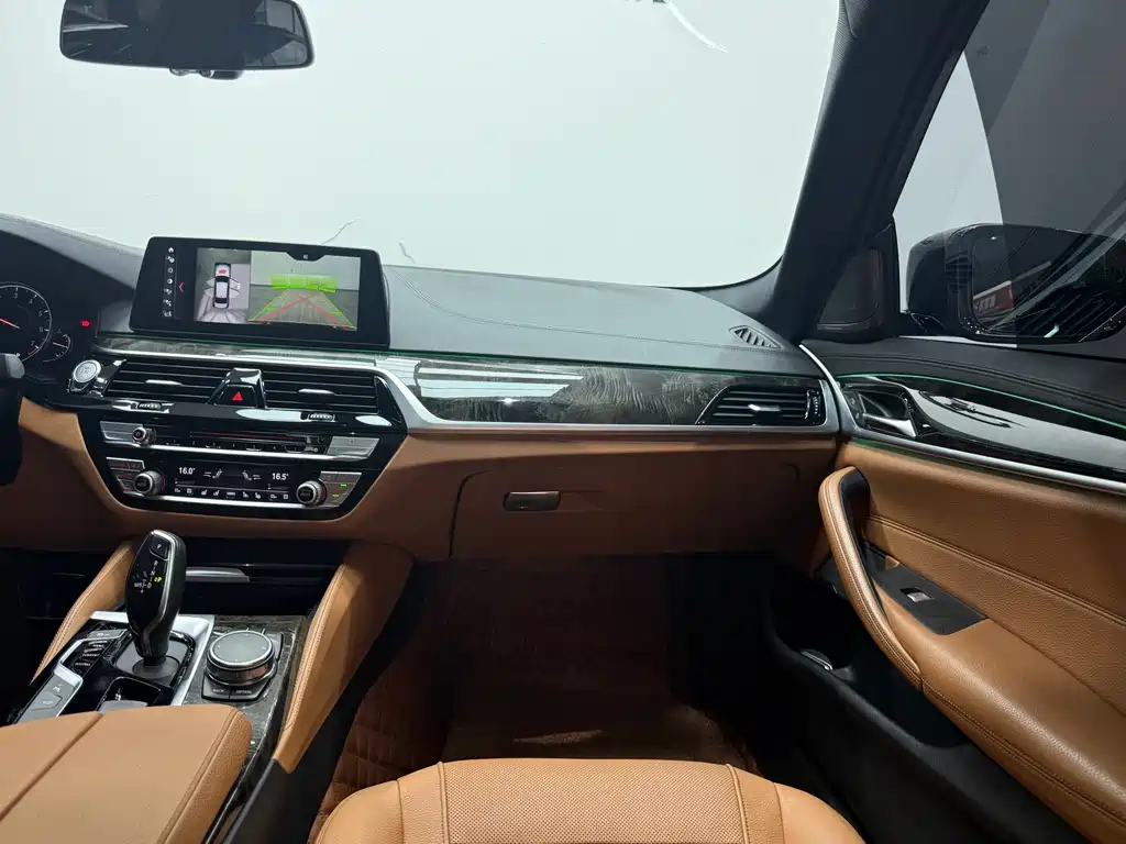 BMW BMW 5 Series 2018 530Li M Sport Package 2018 - thumbnail 19