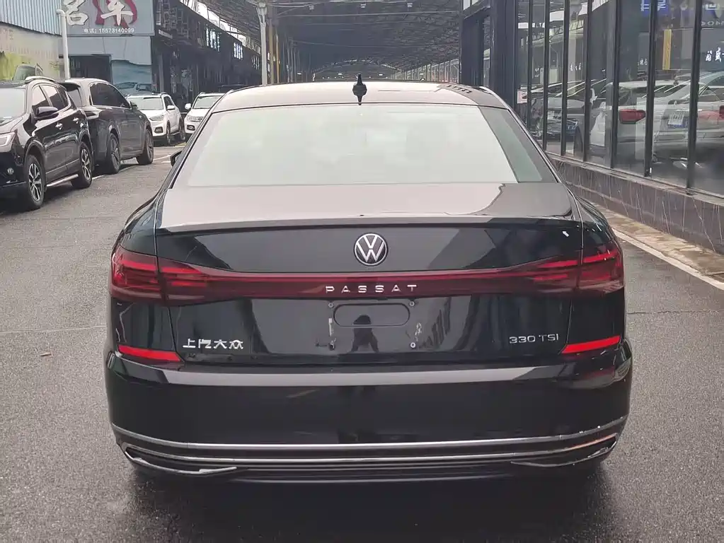 Volkswagen Volkswagen Passat 2022 330TSI Elite Starry Sky Edition 2022 - thumbnail 6