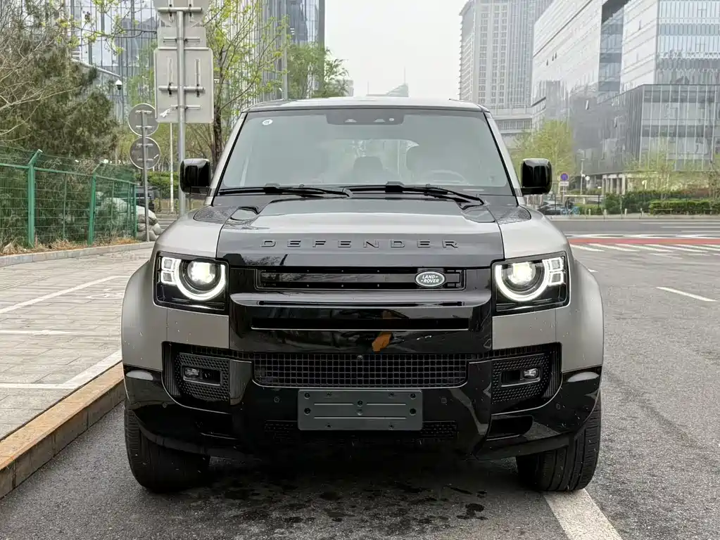 Land Rover Defender 2025 Model 110 3.0T P400 X Land Rover Defender 2025 110 3.0T P400 X 2024 - thumbnail 2