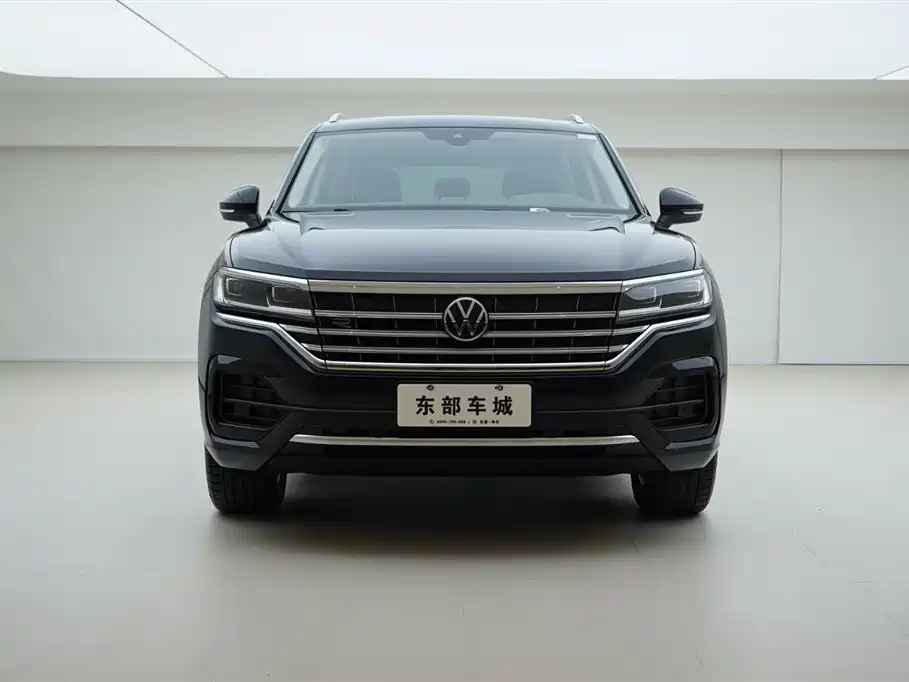 Volkswagen Volkswagen Touareg 2022 2.0 TSI R-Line 2023 - thumbnail 2