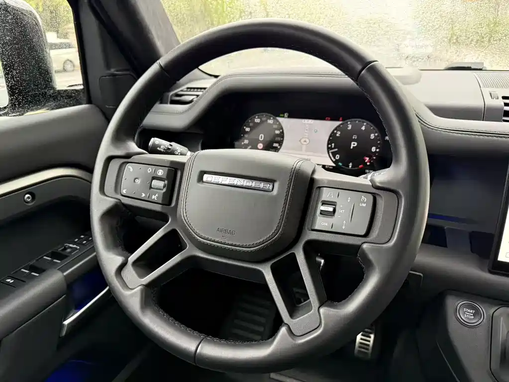 Land Rover Defender 2025 Model 110 3.0T P400 X Land Rover Defender 2025 110 3.0T P400 X 2024 - thumbnail 7