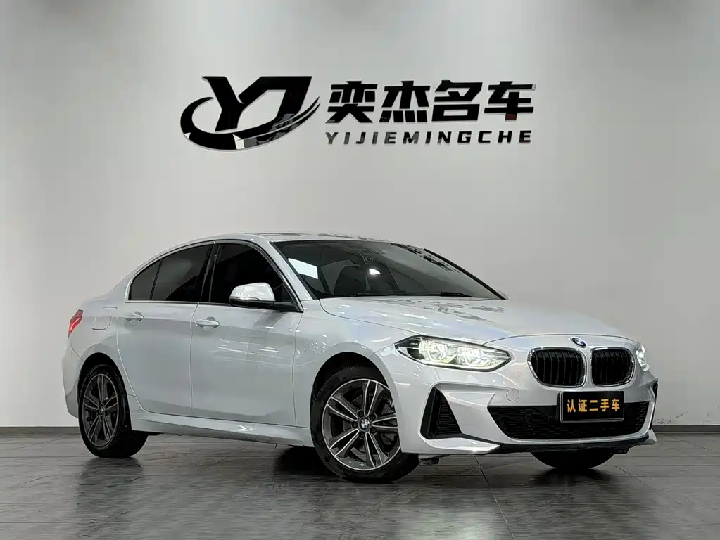 BMW BMW 1 Series 2022 120i M Sport 2022 - thumbnail 3
