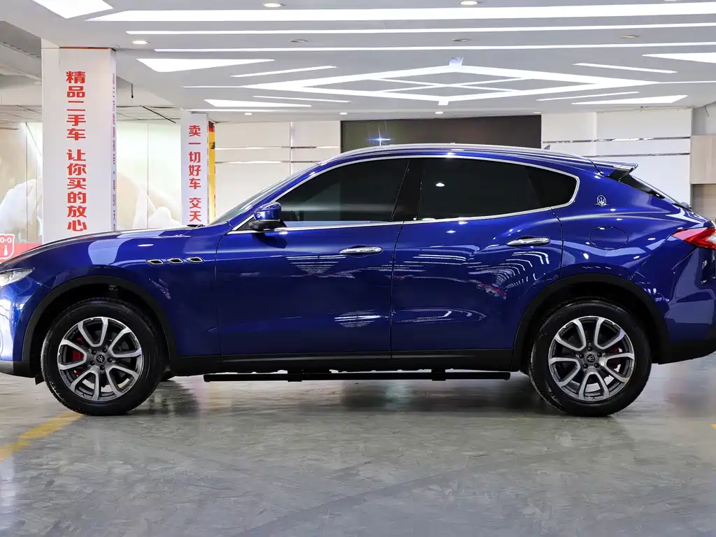 Maserati Maserati Levante 2019 3.0T Standard Edition VI 2021 - thumbnail 4
