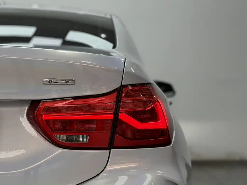 BMW BMW 1 Series 2022 120i M Sport 2022 - thumbnail 14