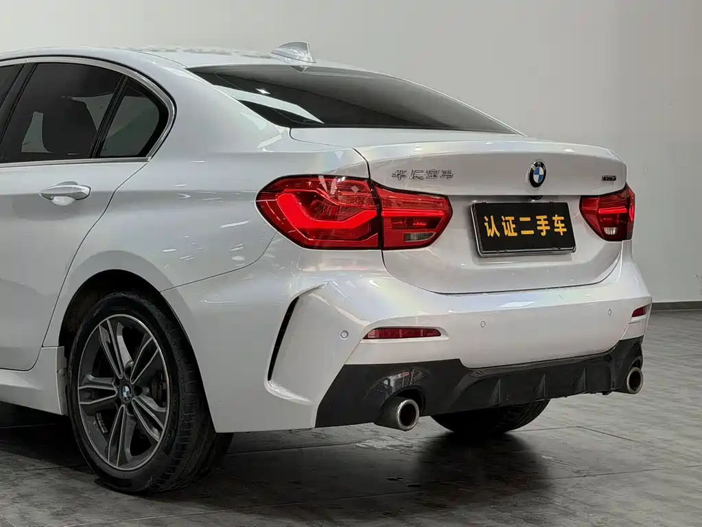 BMW BMW 1 Series 2022 120i M Sport 2022 - thumbnail 15