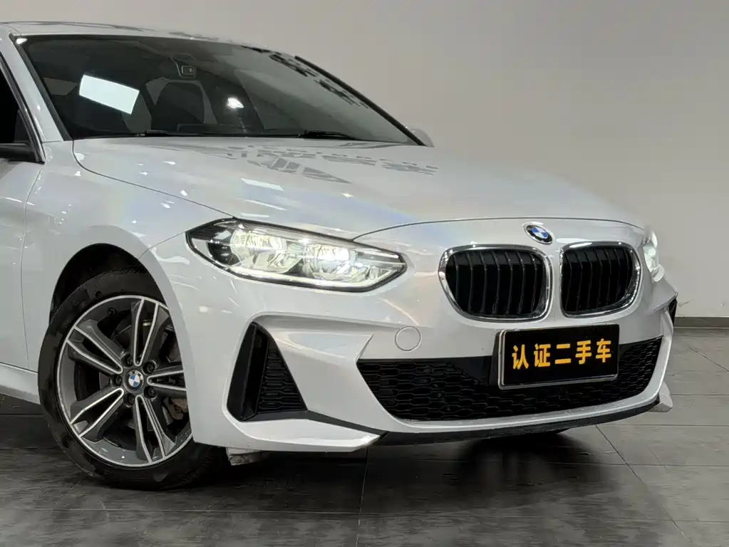 BMW BMW 1 Series 2022 120i M Sport 2022 - thumbnail 17