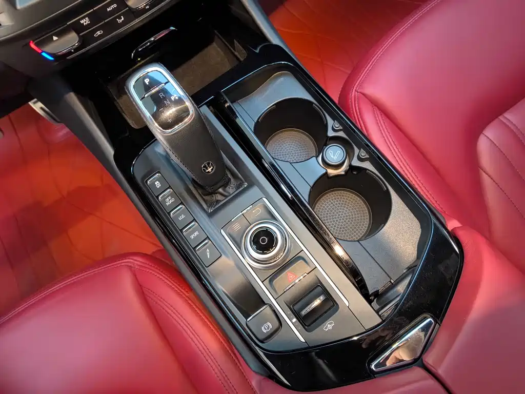 Maserati Maserati Levante 2019 3.0T Standard Edition VI 2021 - thumbnail 12