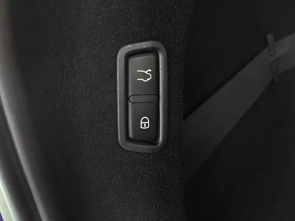Maserati Maserati Levante 2019 3.0T Standard Edition VI 2021 - thumbnail 28