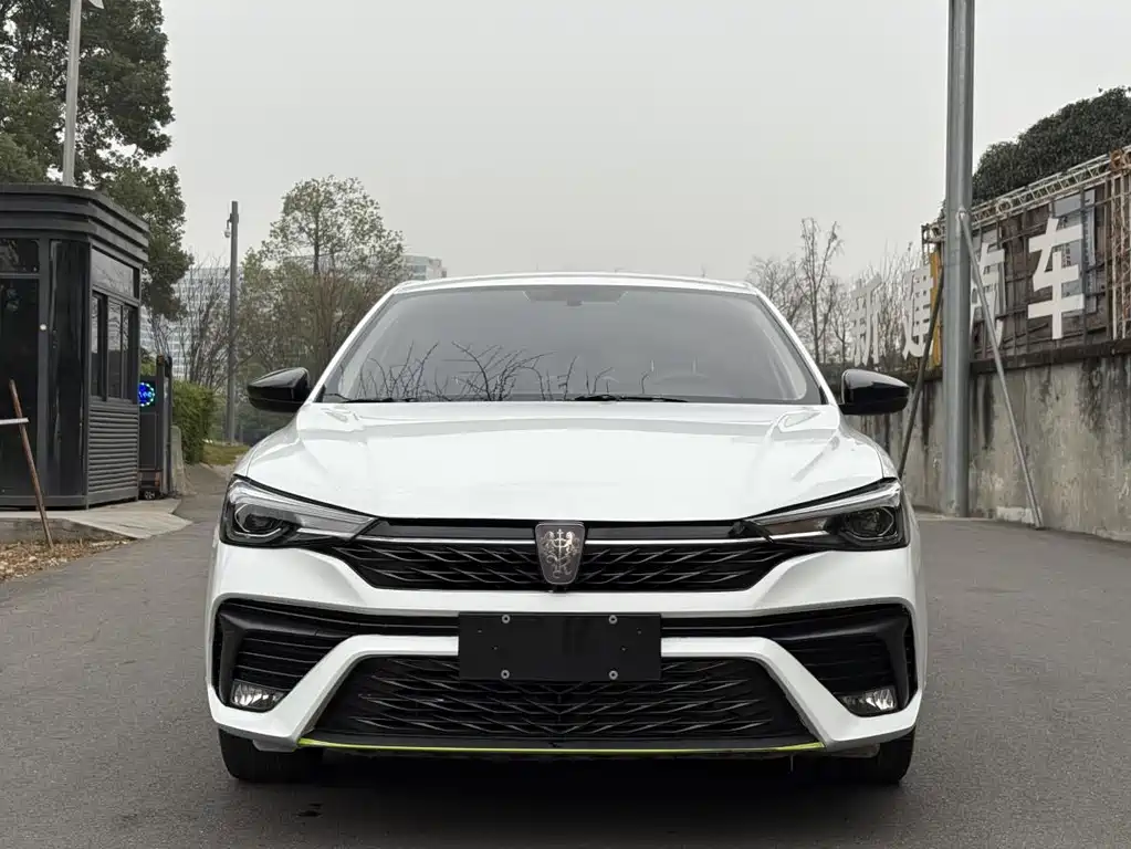 Roewe Roewe i5 2021 1.5L CVT Platinum Edition 2023 - thumbnail 6