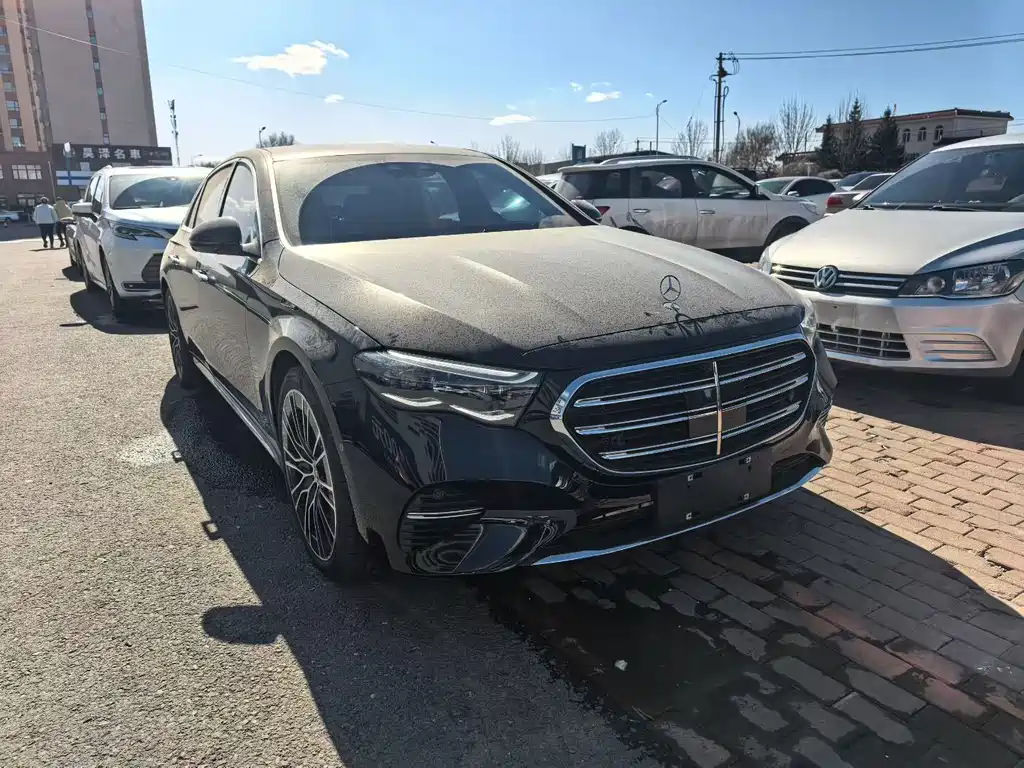 Mercedes-Benz Mercedes-Benz E-Class 2025 E 300 L Exclusive 2025 - thumbnail 2