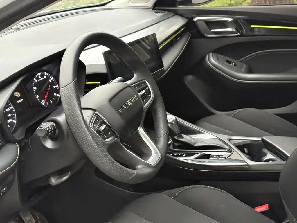 Roewe Roewe i5 2021 1.5L CVT Platinum Edition 2023 - thumbnail 17
