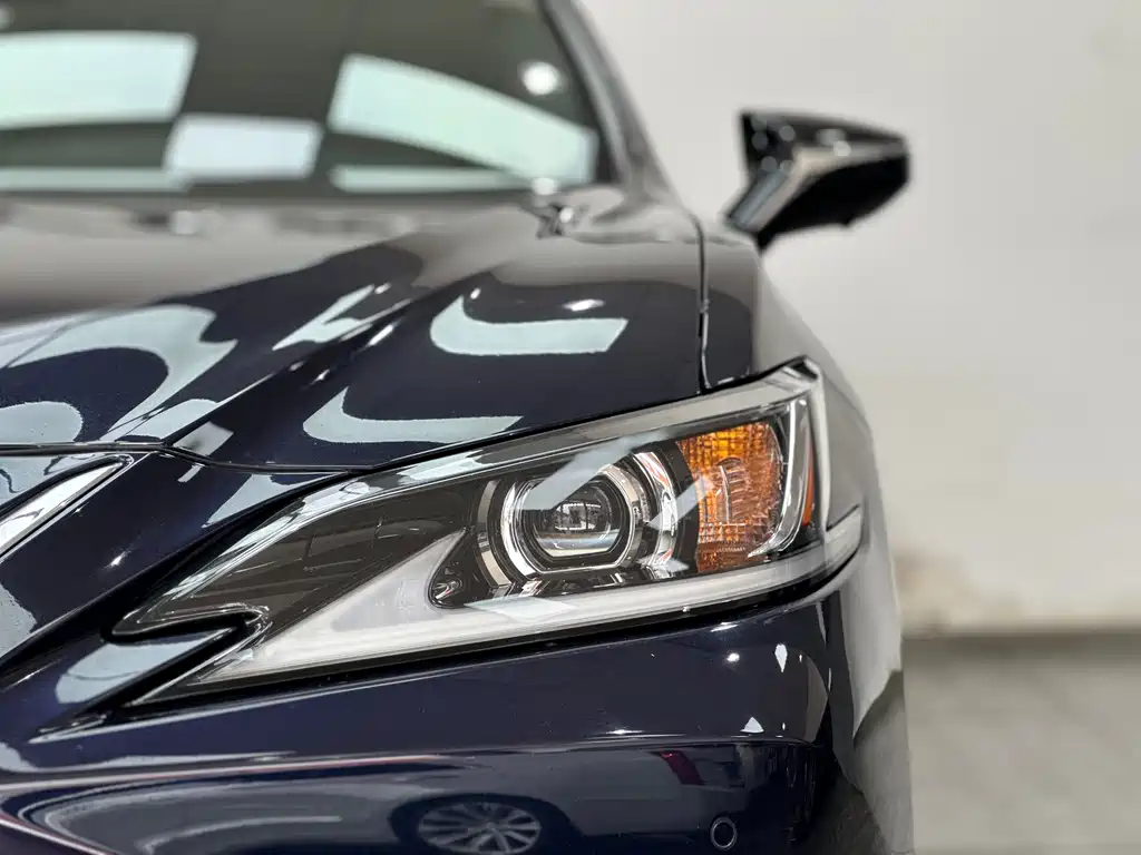 Lexus Lexus ES 2021 200 Excellent Edition 2022 - thumbnail 4