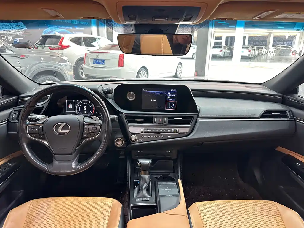 Lexus Lexus ES 2021 200 Excellent Edition 2022 - thumbnail 10