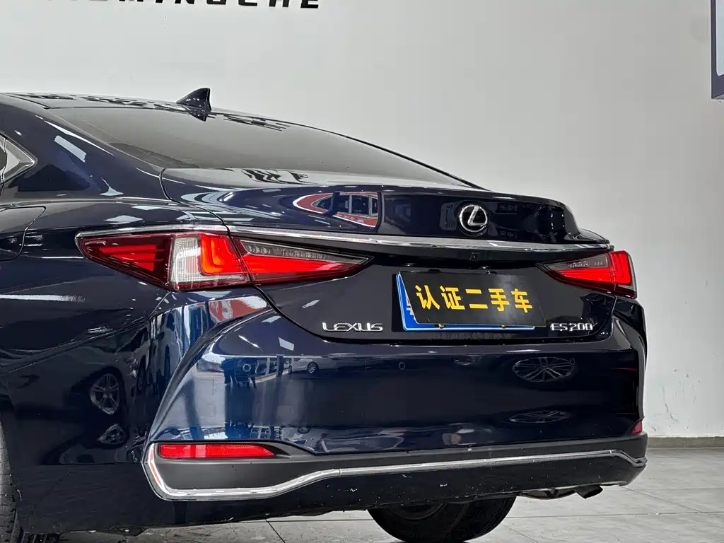Lexus Lexus ES 2021 200 Excellent Edition 2022 - thumbnail 19