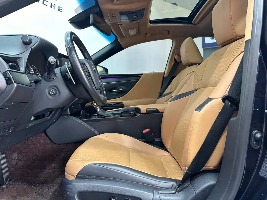 Lexus Lexus ES 2021 200 Excellent Edition 2022 - thumbnail 20