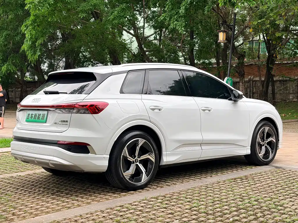 Audi Audi Q4 e-tron 2023 40 e-tron Premium Edition 2023 - thumbnail 12
