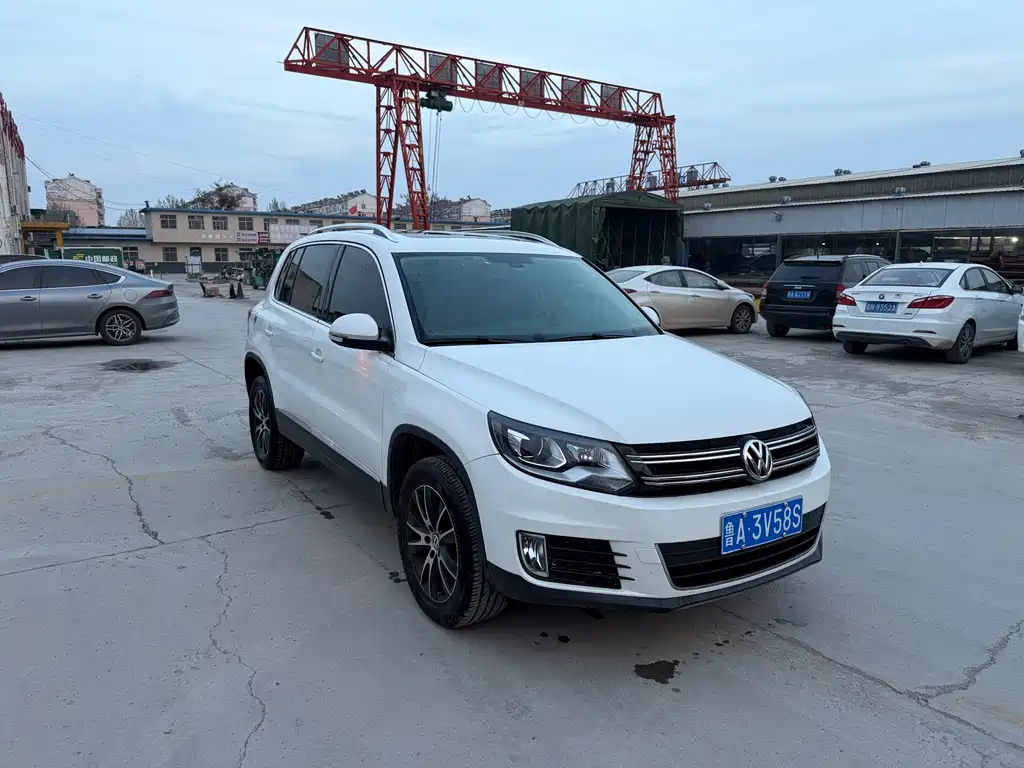 Volkswagen Tiguan 2016 300TSI Automatic AWD Luxury Edition 2016 - thumbnail 3