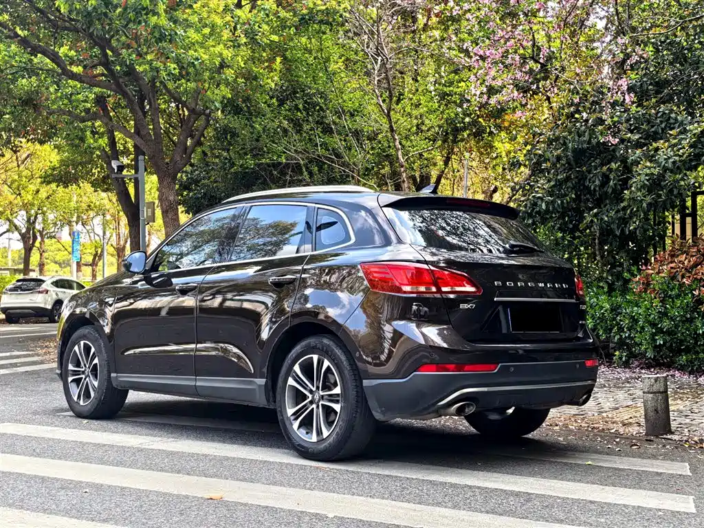 Buick Borgward BX7 2016 28T FWD Luxury 7-seater 2017 - thumbnail 9