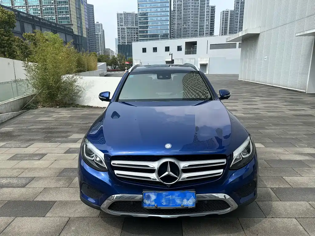 Mercedes-Benz Mercedes-Benz GLC 2016 GLC 260 4MATIC Luxury Model 2016 - thumbnail 2