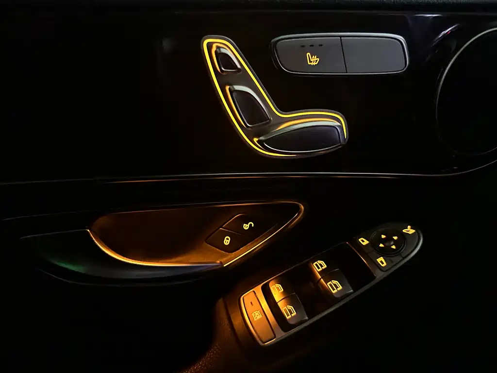 Mercedes-Benz Mercedes-Benz GLC 2016 GLC 260 4MATIC Luxury Model 2016 - thumbnail 14
