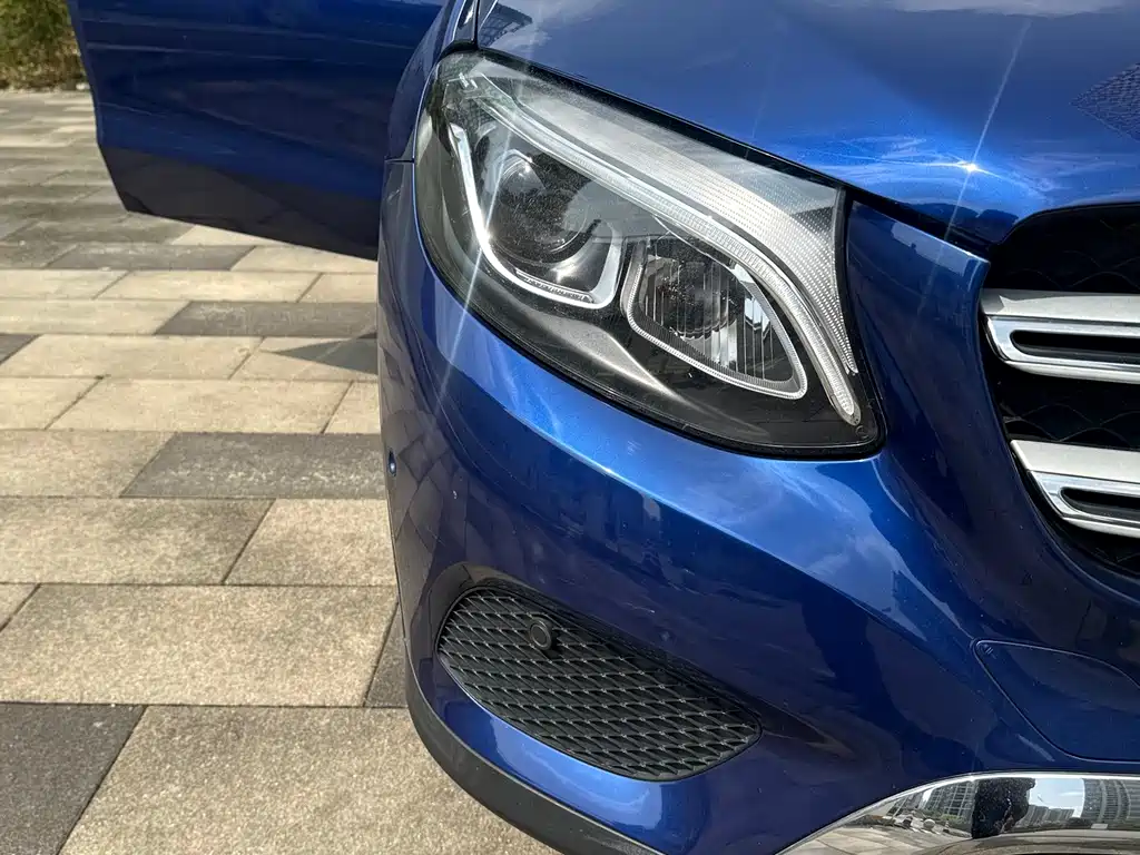 Mercedes-Benz Mercedes-Benz GLC 2016 GLC 260 4MATIC Luxury Model 2016 - thumbnail 17